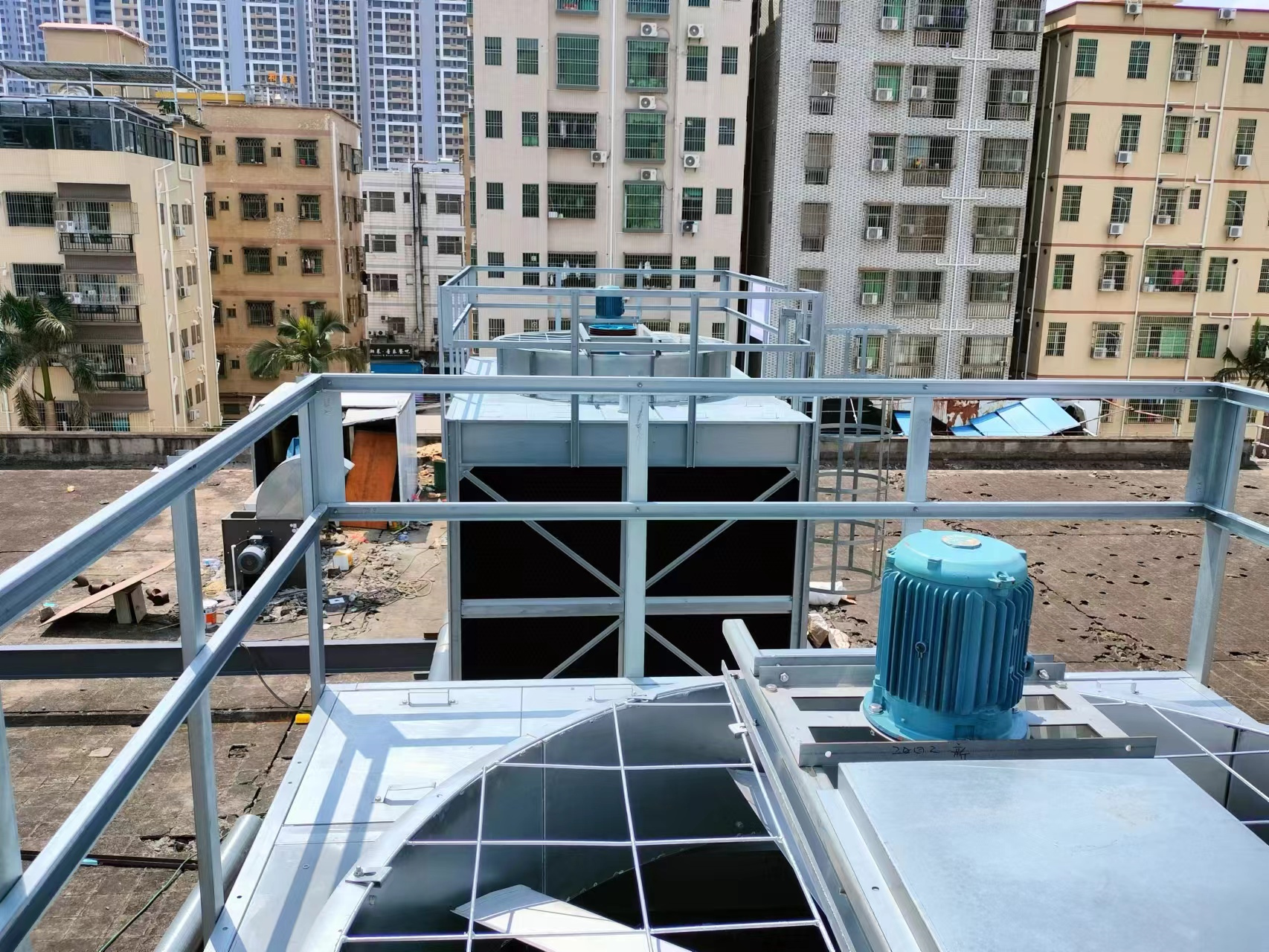 冷卻塔降噪幾個實用的方法,冷卻塔隔音降噪公司