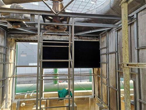 <a href=http://m.gtmxx.com/peijian/fan/ target=_blank class=infotextkey>冷卻塔風機</a>